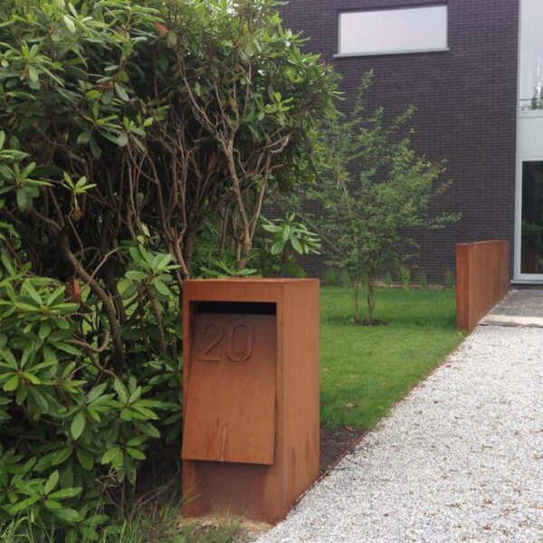 caixas de correio exteriores em aço corten em casa e jardim